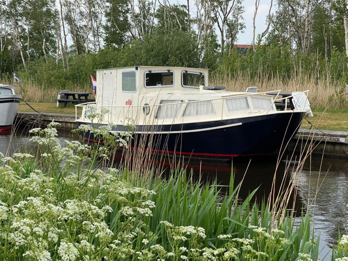 Boat Ella - Kamperen Op Het Water -Niet Om Mee Te Varen -Read Host Profile-Lees Hostprofiel Jutrijp Bagian luar foto
